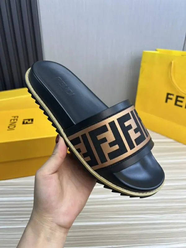 fendi chaussons pour homme s_12213b33